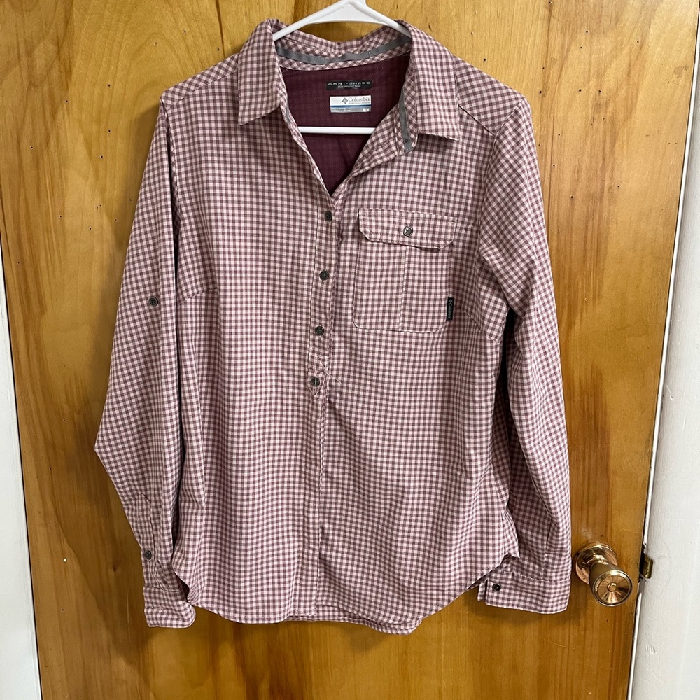 Women’s Columbia Checkered Button-Up Shirt